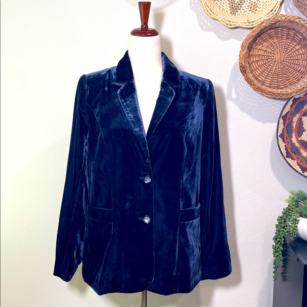 NWT’s Gorgeous Coldwater Creek Midnight Blue Velvet Blazer Size 8